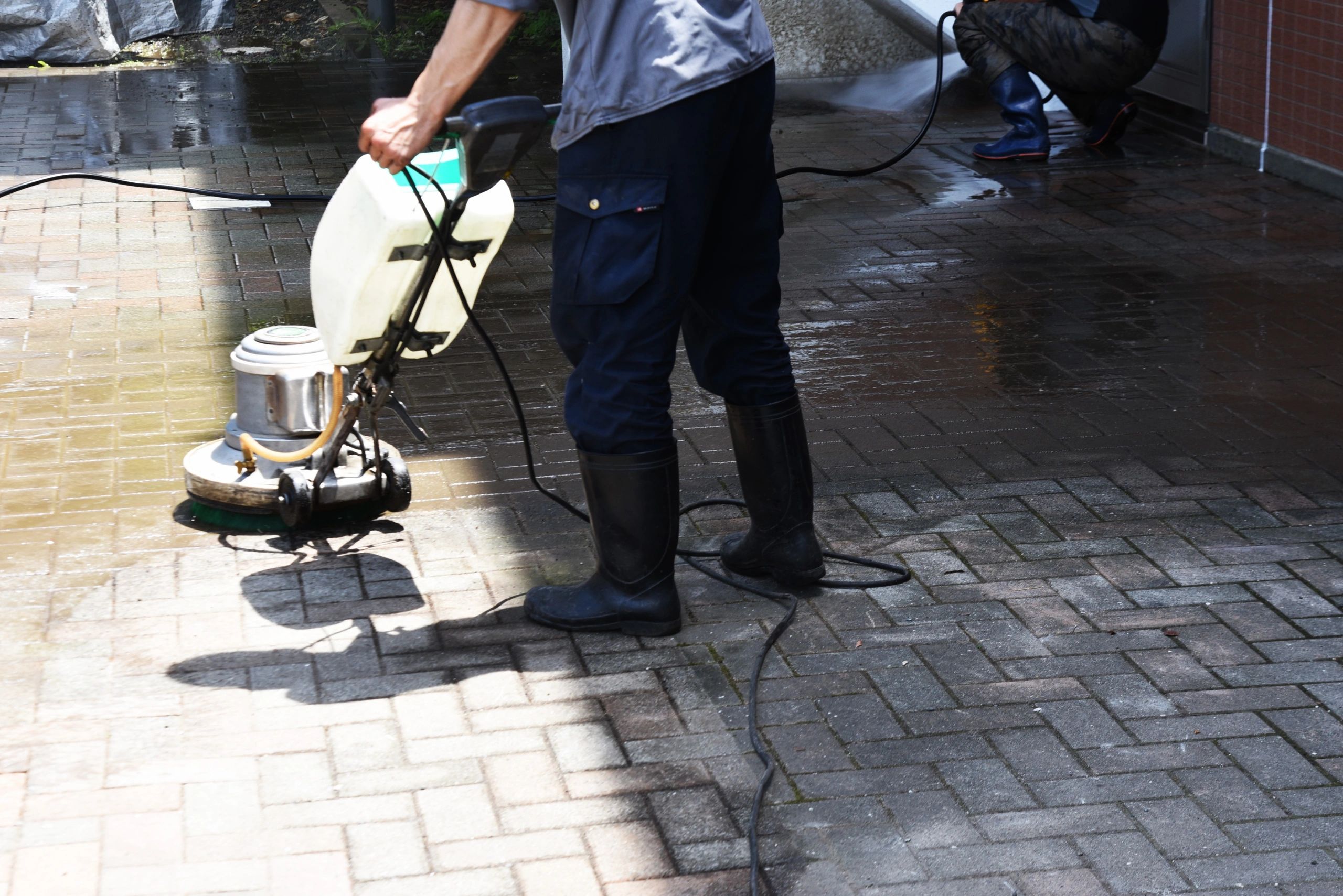 Residential patio before and after jet washing